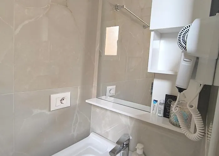 Md Luxury * 希马拉